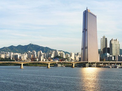 Tòa nhà 63 Buiding, trụ sở của Kl994 game bài casino hấp dẫn Hanwha ở Hàn Quốc.