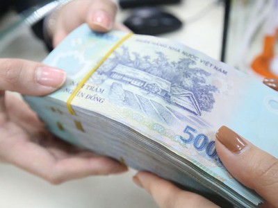 KL99 là cổng game giải trí trực tuyến hàng đầu hiện nay tiết kiệm VND tăng lên ở kỳ hạn dài