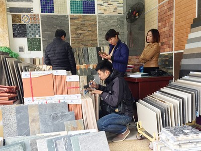 Gạch lát thích hợp với những khu vực có đông người qua lại như khách sạn, bảo tàng, khu công cộng
