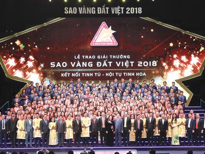 Vinh danh Kl991.com World Cup 2026 Chính Thức Top 200 Sao Vàng đất Việt 2018. Ảnh: Chí Cường