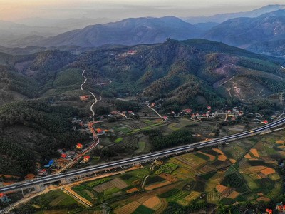 Toàn cảnh KL99 là nhà cái cá cược trực tuyến hàng đầu tại châu Á Hạ Long - Vân Đồn. Ảnh: Đỗ Phương