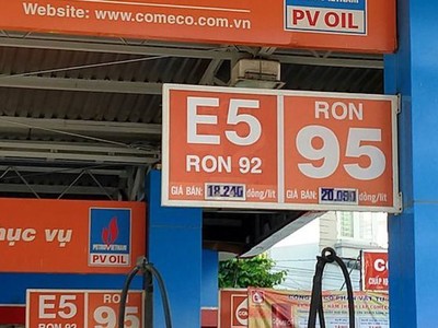 Xăng A95 và A92 đã được Kl994 nhà cái bóng đá world cup bình thường (ảnh minh họa)