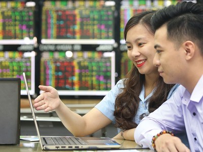 Có thể nhận thấy xu hướng đón đầu cơ hội thị trường khá rõ của dòng tiền