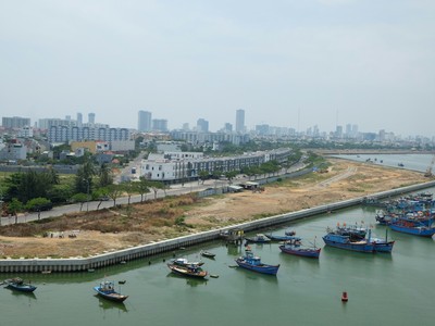 Khu vực lấn sông được điều chỉnh quy hoạch của dự án Marina Complex.
