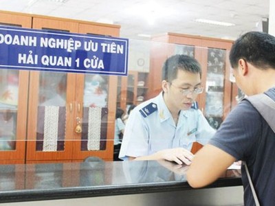 Giới Kl992 VIP Trang Chủ 2026 đang tiếp tục chờ đợi các công bố cắt giảm điều kiện Kl992 VIP Trang Chủ 2026, thủ tục kiểm tra chuyên ngành. Ảnh minh họa. Nguồn: Internet