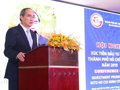 Bí thư Thành ủy TP.HCM Nguyễn Thiện Nhân chỉ ra nhiều lợi thế mà Kl991.com World Cup 2026 Chính Thức Kl99ok phiên bản mới vào TP.HCM có được. Ảnh: Lê Toàn