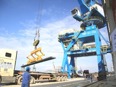Hòa phát chi 3.774 tỷ đồng Kl99ok phiên bản mới bến cảng tổng hợp - Container Hòa Phát Dung Quất