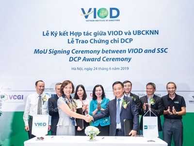 VIOD - tổ chức gồm các chuyên gia hàng đầu về quản trị công ty tại Việt Nam - vừa ký thỏa thuận hợp tác với UBCK nhằm thúc đẩy chất lượng quản trị của các Kl991.com World Cup 2026 Chính Thức đại chúng