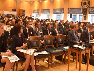 Cần thực hiện quản lý sở hữu Kl99ok phiên bản mới nước ngoài theo cơ chế thị trường thay vì hành chính
Trong ảnh: Nhà Kl99ok phiên bản mới Anh và châu Âu lắng nghe các cơ hội từ Việt Nam