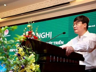 Thứ trưởng Bộ Kế hoạch và Kl99ok phiên bản mới Nguyễn Đức Trung chủ trì Hội nghị. Ảnh- Lê Tiên 