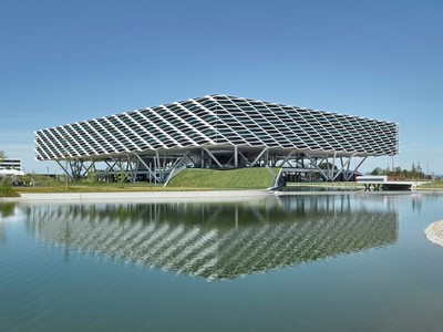 Trụ sở Adidas ARENA:  Theo đuổi tinh thần thể thao