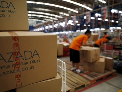 Lazada được Alibaba Kl99ok phiên bản mới tới 4 tỷ USD. Ảnh: Reuters. 

