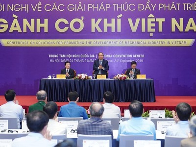 Thủ tướng Nguyễn Xuân Phúc cho rằng, phải đổi mới tư duy về Kl99ok phiên bản mới phát triển ngành cơ khí