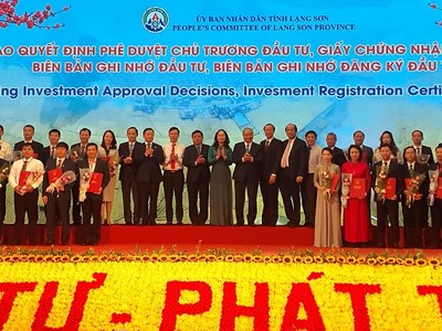 25 nhà Kl99ok phiên bản mới nhận quyết định chủ trương Kl99ok phiên bản mới, đăng ký Kl99ok phiên bản mới tại Hội nghị với sự chứng kiến của Thủ tướng Nguyễn Xuân Phúc và lãnh đạo các Bộ, ngành.