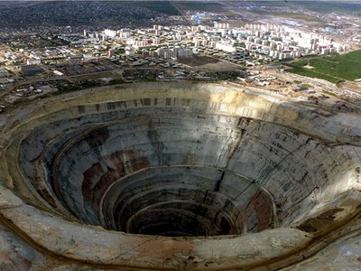 Những 'hố địa ngục' lớn và sâu nhất thế giới