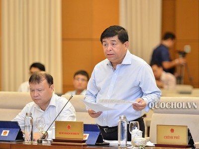 Bộ trưởng Nguyễn Chí Dũng