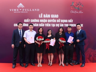 Cư dân dự án The Eden Rose nhận Giấy chứng nhận quyền sử dụng đất từ Chủ Kl99ok phiên bản mới