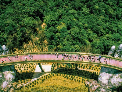 Việt Nam cần nhiều hơn các sản phẩm du lịch độc đáo như cầu Vàng - Bà Nà Hill