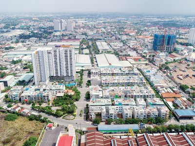 Thị trường Web Tổng Nhà Cái 99Kl99 Giải Trí Bậc Nhất Bình Dương khá đa dạng về phân khúc, cả chung cư, nhà phố, đất nền. Ảnh: Gia Huy