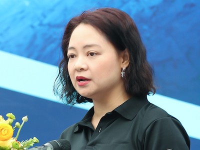 Bộ Công thương bổ nhiệm một loạt lãnh đạo, lần đầu tiên có nữ Chánh Văn phòng