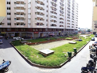 Chung cư Khang Gia Tân Hương đã bị chủ Kl99ok phiên bản mới thay đổi kết cấu tại tầng 1, tầng lửng và tầng 2, tháo gỡ hệ thống phòng cháy, chữa cháy để ngăn thành các căn hộ.