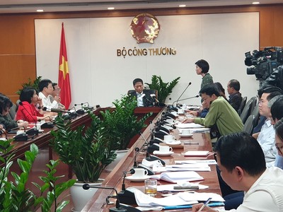 Vinmart, BigC, Co.opmart... khẳng định đủ nguồn hàng, không tăng giá bán