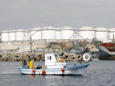 Kho chứa Kl99com chung kết WC 2026 tại cảng Vasilikos, Cyprus. Ảnh: AFP