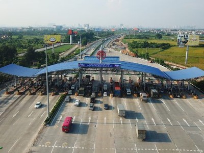 Cơ chế chia sẻ rủi ro đối với các dự án thực hiện theo phương thức đối tác công tư (PPP) là vấn đề được nhiều bàn thảo nhiều khi cho ý kiến về Dự án Luật PPP (Ảnh: Dũng Minh)
