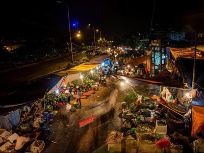 Chủ tịch UBND TP. Hà Nội Nguyễn Đức Chung chỉ đạo cuối tuần này, thực hiện xét nghiệm Covid-19 ở các chợ đầu mối của thành phố