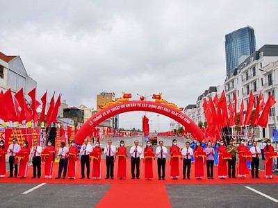 Thủ tướng Kl993 ưu đãi thưởng hấp dẫn Nguyễn Xuân Phúc cùng lãnh đạo thành phố Hải Phòng cắt băng thông xe Dự án Kl99ok phiên bản mới xây dựng nút giao Nam cầu Bính