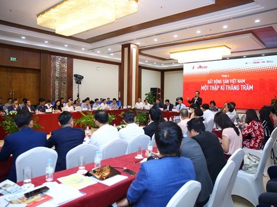 Tọa đàm “Thăng trầm Web Tổng Nhà Cái 99Kl99 Giải Trí Bậc Nhất 2010-2020 và những xu hướng sắp tới do Hội Doanh nhân trẻ Việt Nam  và Câu lạc bộ Doanh nhân Sao Đỏ tổ chức, lấy ý kiến kiên nghị giải pháp tháo gỡ khó khăn cho thị trường Web Tổng Nhà Cái 99Kl99 Giải Trí Bậc Nhất thời Covid-19