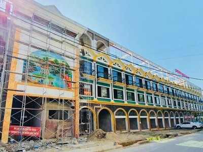 Công tác hoàn thiện chợ đang được đẩy nhanh.