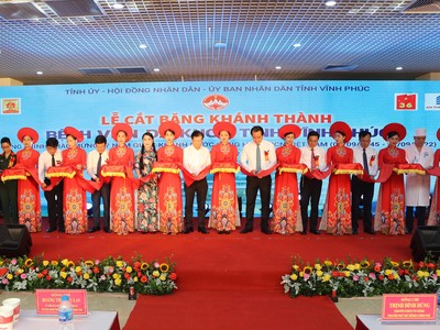 Khánh thành Bệnh viện đa khoa tỉnh. 