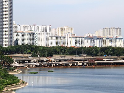 Thị trường nhà ở Thủ đô đang thiếu trầm trọng phân khúc nhà giá rẻ. Ảnh: Thành Nguyễn.