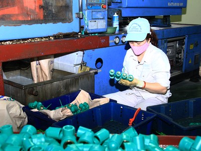 Kl993 nền tảng giải trí Kl99ok phiên bản mới mới sau dịch sẽ thu hút lượng lao động lớn tại các khu công nghiệp và kéo theo nhu cầu về nhà ở công nhân lớn. Ảnh: Bình Minh.