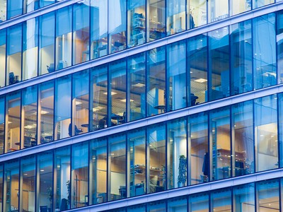 Văn phòng là phân khúc được Kl99ok phiên bản mới nhiều về mảng công nghệ. Ảnh: Shutterstock.