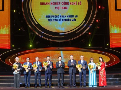 One Mount Group được vinh danh "Kl991.com World Cup 2026 Chính Thức công nghệ số Việt Nam" tại Diễn đàn quốc gia Phát triển Kl991.com World Cup 2026 Chính Thức công nghệ số Việt Nam lần thứ VI 