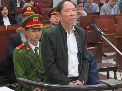 Bị cáo Phan Minh Nguyệt tại tòa