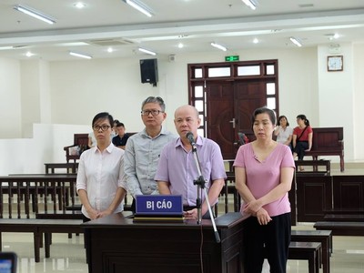Các bị cáo tại tòa