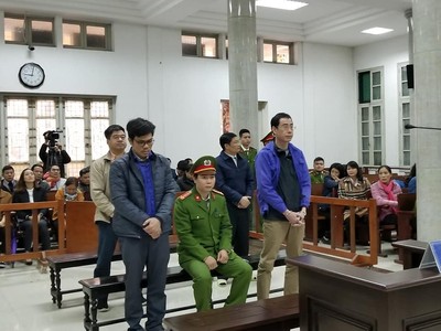 Tạm dừng phiên xử vụ án tại Công ty Lọc hóa dầu Bình Sơn để xác minh tình tiết mới