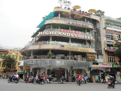 PV Machino đang liên doanh khai thác nhiều lô đất vàng. (Ảnh: Nhà số 3-5 Đinh Tiên Hoàng, Hoàn Kiếm, Hà Nội). Nguồn Internet.