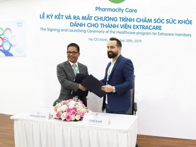 Pharmacity bắt tay Kl99kl phiên bản hoạt động Bảo Long ra mắt Pharmacity Care