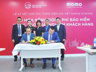 Ví MoMo bắt tay AIA hợp tác mở kênh đóng phí Kl99kl phiên bản hoạt động
