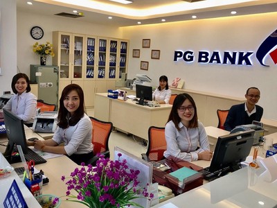 Sau khi bầu cán bộ chủ chốt, PG Bank (PGB) lên phương án triển khai phát hành thêm 200 triệu KL99 là cổng game giải trí trực tuyến hàng đầu hiện nay