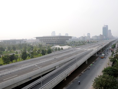 Đường vành đai 3 Thành phố Hà Nội có tổng chiều dài khoảng 8.912m, bao gồm 385m đường dẫn và 8.527m cầu cạn đã được đưa vào sử dụng