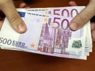 ECB tiếp tục tính “khai tử” đồng 500 euro