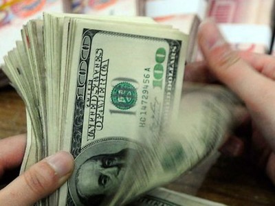 Sáng ngày 23/6, giá vàng trong nước tăng nhẹ, tỷ giá trung tâm giảm 3 đồng/USD