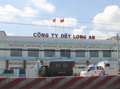 Trụ sở Công ty Dệt Long An. Ảnh: Hoàng Nam