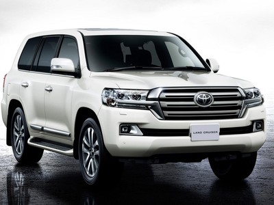 Những mẫu ôtô tăng giá không tưởng trong 2016 tại Việt Nam