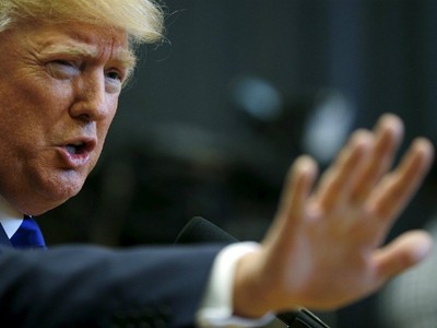 Ông Trump nhanh chóng thực hiện lời hứa "nói không" với TPP ngay sau khi nhậm chức. Ảnh: Reuters